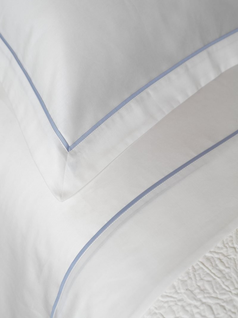 EGYPT SATIN SHEET WITH MOUSE TAIL埃及缎面卷边抱枕 - immagine 3