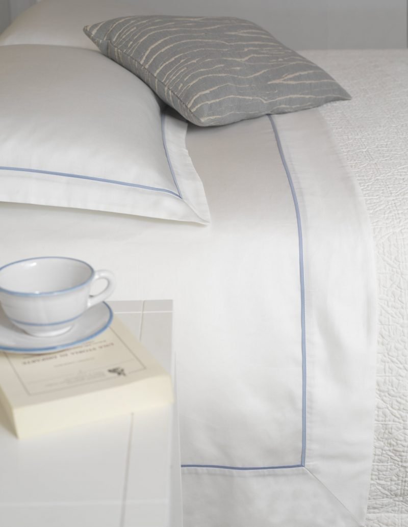 EGYPT SATIN SHEET WITH MOUSE TAIL埃及缎面卷边抱枕