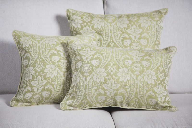 DONNA DI COPPE 30X50 – CUSHIONS圣杯王后 60X60 – 靠垫 - immagine 7