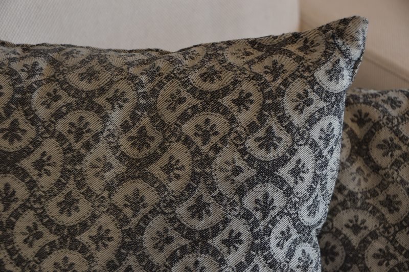 GANGE – CUSHION 恒河- 靠垫 - immagine 2