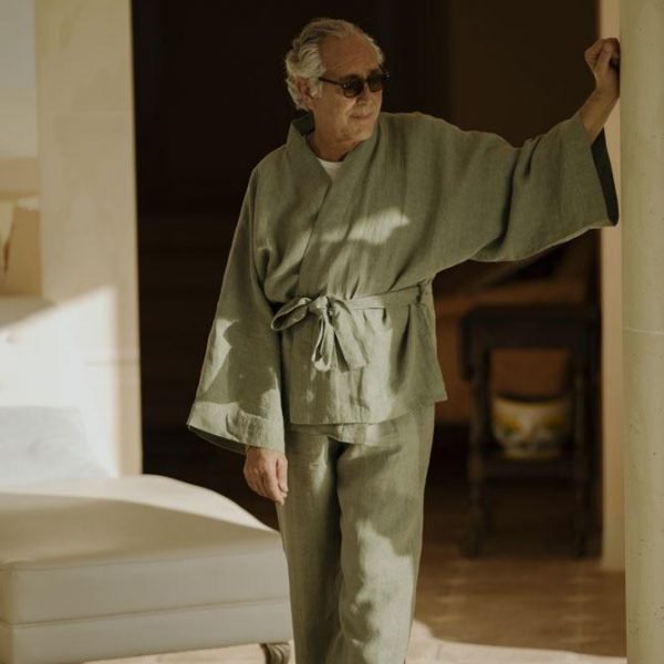 PYJAMA IN PURE LINEN - PREWASHED (KIMONO STYLE) 纯亚麻睡衣 – 预清洗（和服剪裁）