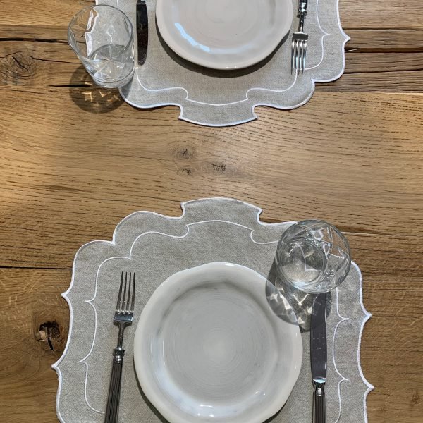 SCALLOPPED PLACEMAT "LABIRINTO" "LABYRINT”迷宫"弧形锯齿花边餐垫