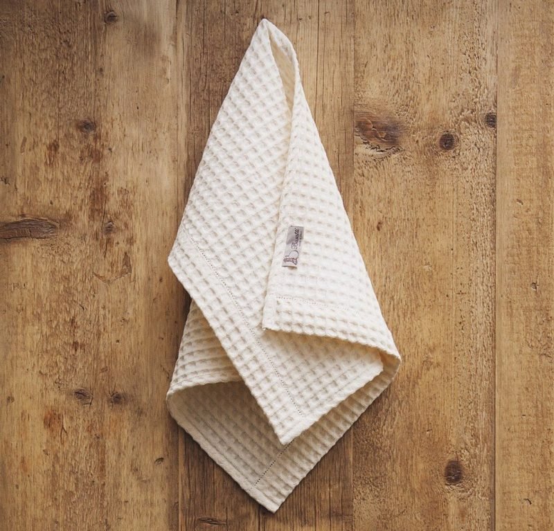 HONEYCOMB – GUEST TOWEL擦手巾-蜂巢格 - immagine 2
