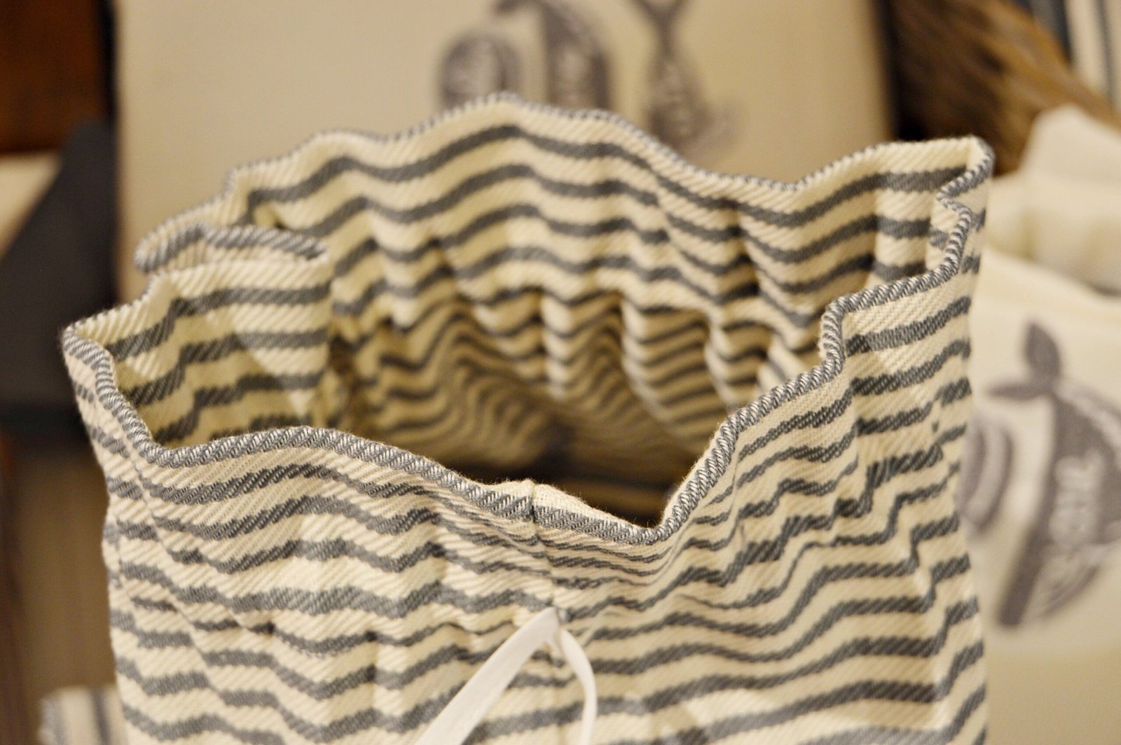 BREAD BASKET - WHALE鲸鱼 – 面包篮 - immagine 4