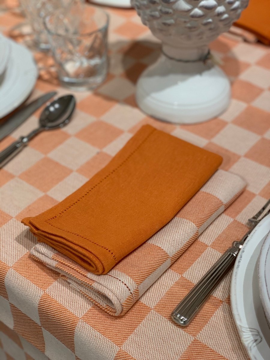 TOVAGLIA A QUADRI -NAPKINS “方形毛巾”餐巾